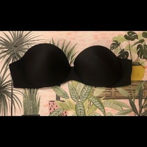 💋Express Intimates Modern Strapless 36B Black Bra